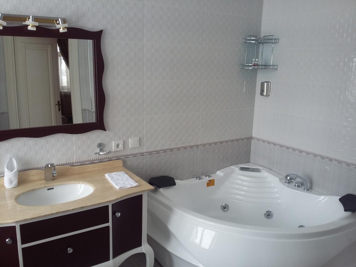 Hotel Afrosiyob Qarshi Exterior foto